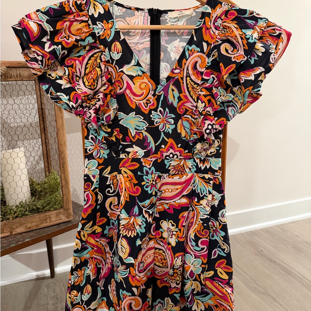 Entro Floral Ruffle Romper Size Small